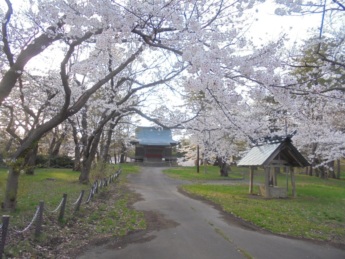 芦野公園・招魂堂／太宰治も遊んだ公園